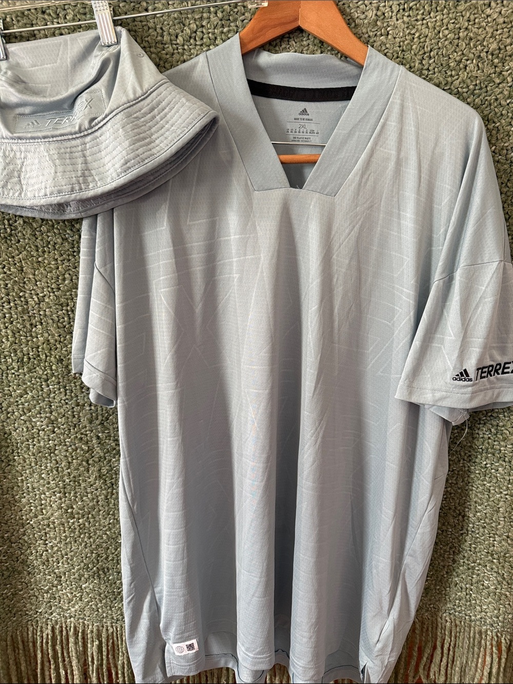 adidas Terrex Grayish/light green men’s  Short Sleeve V-Neck Performance